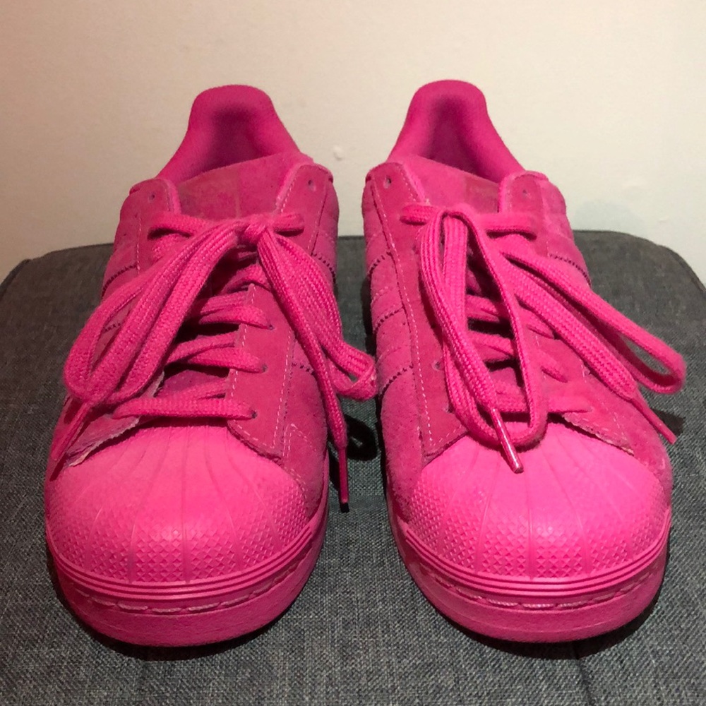 COPY - Adidas Classic - Fuschia Suede